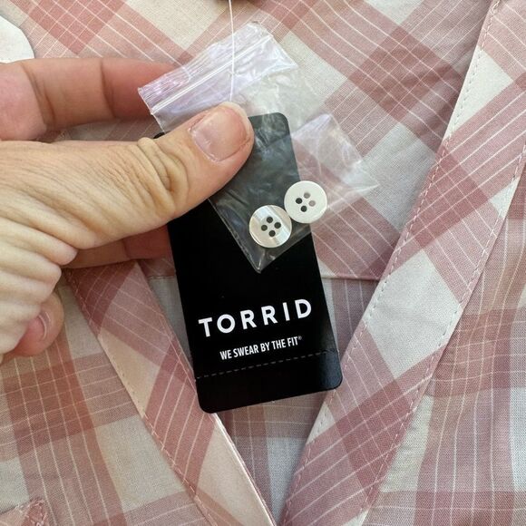 NWT Torrid Women's Emma Babydoll Twill Button-Front Tunic Blouse in Pink Size 2 - Picture 6 of 7